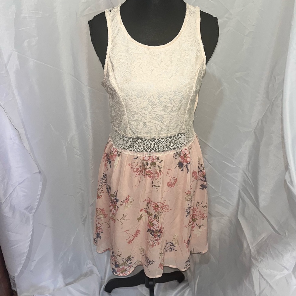Rue21 Lace Top Floral Mini Dress With Crochet Waist Womens L Cottagecore Boho - Picture 8 of 10